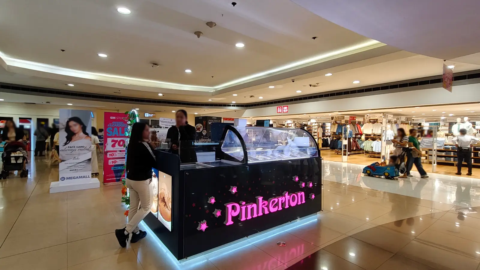 PINKERTON in SM Megamall